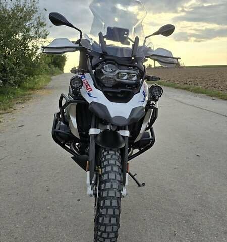 Белый БМВ R 1250GS, объемом двигателя 1.25 л и пробегом 19 тыс. км за 18500 $, фото 54 на Automoto.ua