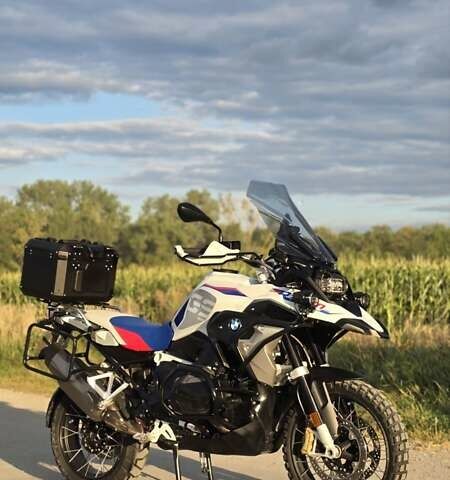 Белый БМВ R 1250GS, объемом двигателя 1.25 л и пробегом 19 тыс. км за 18500 $, фото 2 на Automoto.ua