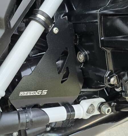 Белый БМВ R 1250GS, объемом двигателя 1.25 л и пробегом 19 тыс. км за 18500 $, фото 30 на Automoto.ua