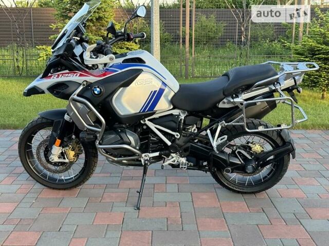 Белый БМВ R 1250GS, объемом двигателя 0 л и пробегом 22 тыс. км за 19990 $, фото 6 на Automoto.ua