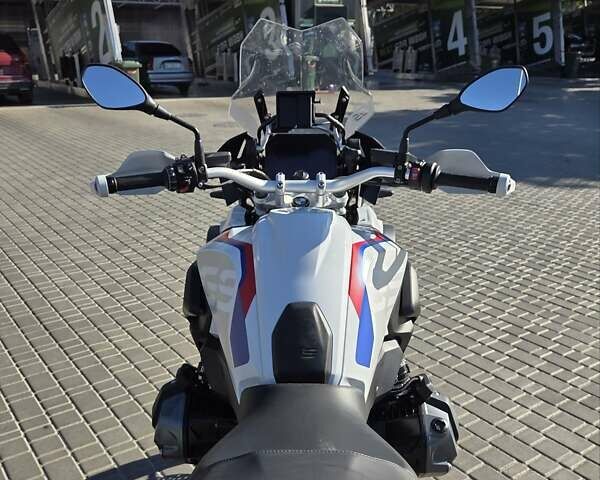 Белый БМВ R 1250GS, объемом двигателя 0 л и пробегом 13 тыс. км за 17990 $, фото 9 на Automoto.ua
