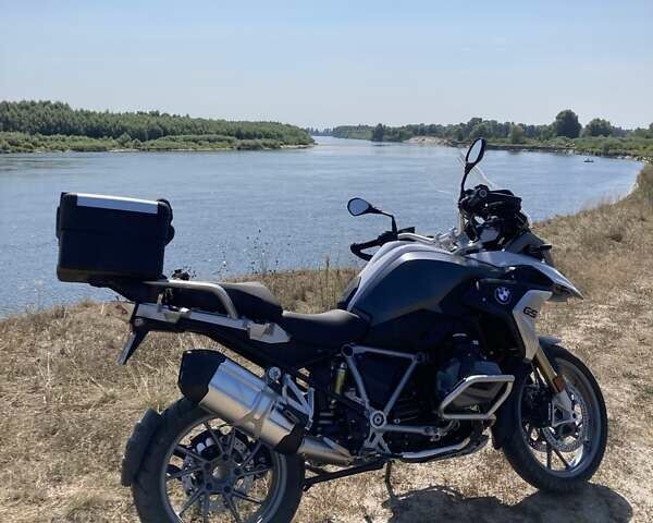 Белый БМВ R 1250GS, объемом двигателя 1.25 л и пробегом 10 тыс. км за 20800 $, фото 16 на Automoto.ua