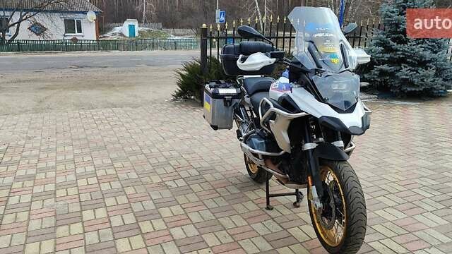 Белый БМВ R 1250GS, объемом двигателя 1.25 л и пробегом 39 тыс. км за 17200 $, фото 2 на Automoto.ua
