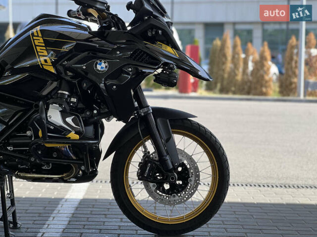 Черный БМВ R 1250GS, объемом двигателя 1.25 л и пробегом 8 тыс. км за 20800 $, фото 3 на Automoto.ua