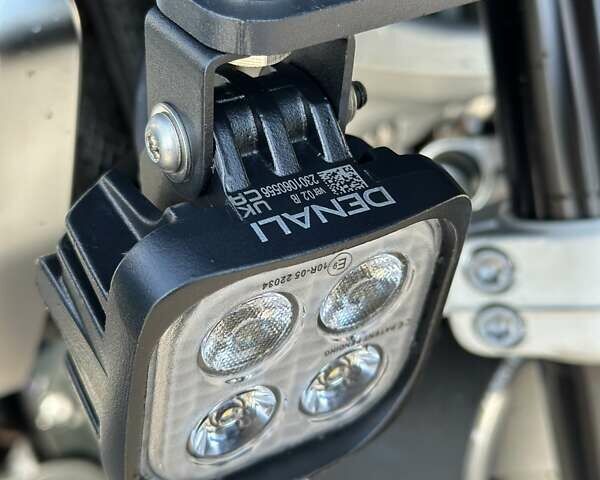 Черный БМВ R 1250GS, объемом двигателя 1.25 л и пробегом 4 тыс. км за 29288 $, фото 6 на Automoto.ua