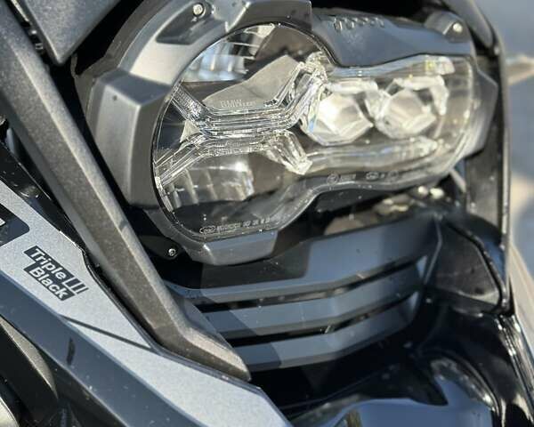 Черный БМВ R 1250GS, объемом двигателя 1.25 л и пробегом 4 тыс. км за 29288 $, фото 20 на Automoto.ua