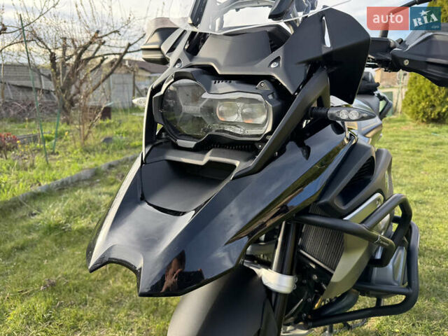 БМВ R 1250GS 2018 в Черкассах на Automoto.ua Черный БМВ R 1250GS, объемом двигателя 1.25 л и пробегом 30 тыс. км за 17900 $, фото 4 на Automoto.ua