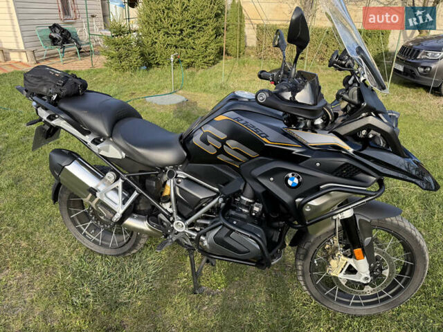 БМВ R 1250GS 2018 в Черкассах на Automoto.ua Черный БМВ R 1250GS, объемом двигателя 1.25 л и пробегом 30 тыс. км за 17900 $, фото 2 на Automoto.ua