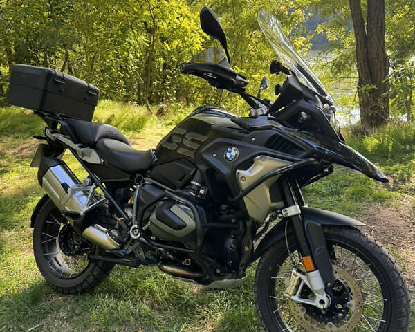 БМВ R 1250GS 2018 в Черкассах на Automoto.ua Черный БМВ R 1250GS, объемом двигателя 1.25 л и пробегом 30 тыс. км за 17900 $, фото 33 на Automoto.ua