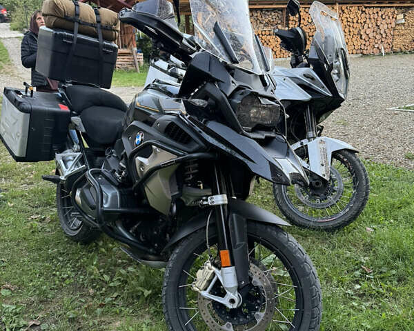 БМВ R 1250GS 2018 в Черкассах на Automoto.ua Черный БМВ R 1250GS, объемом двигателя 1.25 л и пробегом 30 тыс. км за 17900 $, фото 35 на Automoto.ua