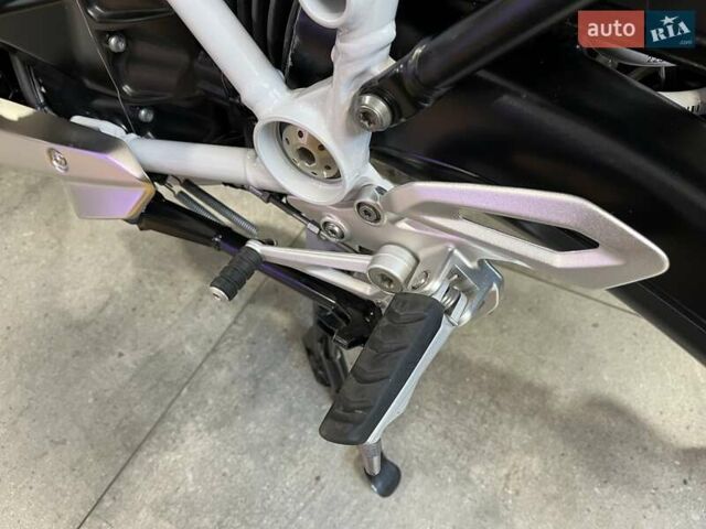Белый БМВ R 1250R, объемом двигателя 1.25 л и пробегом 10 тыс. км за 16500 $, фото 15 на Automoto.ua