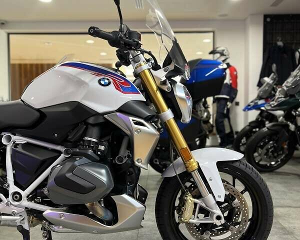 Белый БМВ R 1250R, объемом двигателя 1.25 л и пробегом 10 тыс. км за 16500 $, фото 9 на Automoto.ua