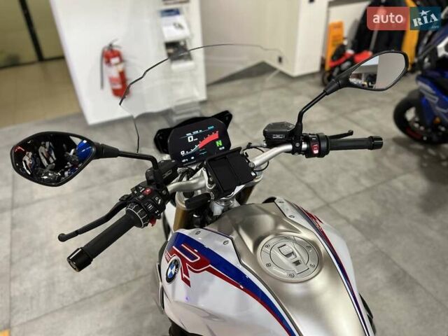 Белый БМВ R 1250R, объемом двигателя 1.25 л и пробегом 10 тыс. км за 16500 $, фото 11 на Automoto.ua