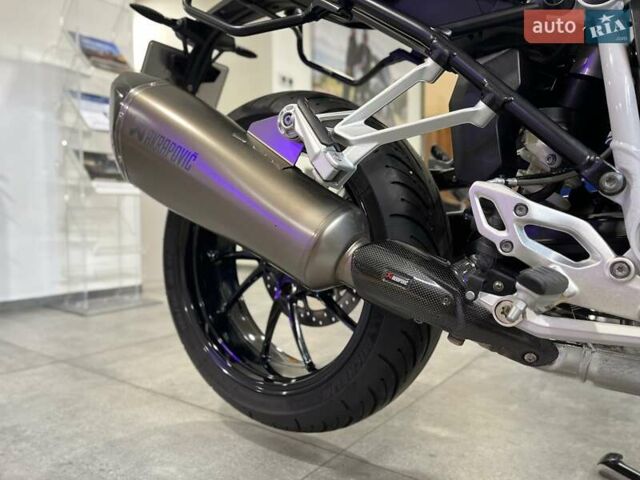 Белый БМВ R 1250R, объемом двигателя 1.25 л и пробегом 10 тыс. км за 16500 $, фото 23 на Automoto.ua