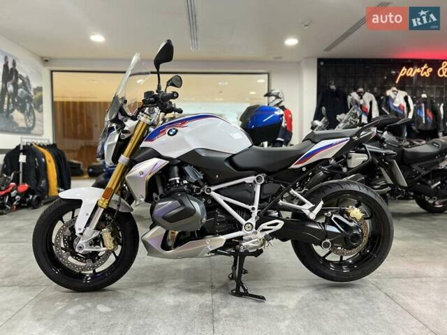 Белый БМВ R 1250R, объемом двигателя 1.25 л и пробегом 10 тыс. км за 16500 $, фото 3 на Automoto.ua