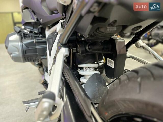Белый БМВ R 1250R, объемом двигателя 1.25 л и пробегом 10 тыс. км за 16500 $, фото 1 на Automoto.ua