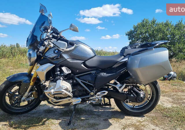 Серый БМВ R 1250R, объемом двигателя 1.25 л и пробегом 16 тыс. км за 18000 $, фото 6 на Automoto.ua