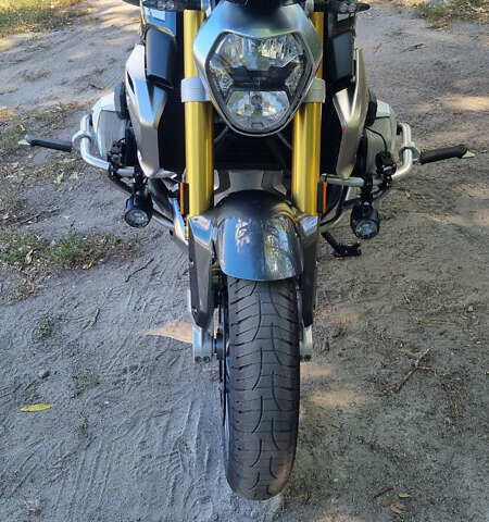Серый БМВ R 1250R, объемом двигателя 1.25 л и пробегом 16 тыс. км за 18000 $, фото 19 на Automoto.ua