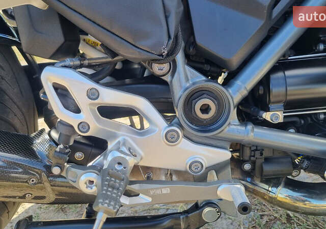 Серый БМВ R 1250R, объемом двигателя 1.25 л и пробегом 16 тыс. км за 18000 $, фото 7 на Automoto.ua