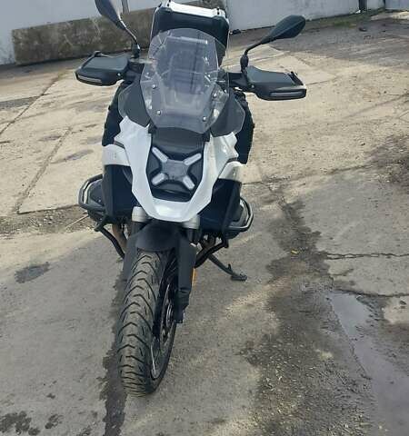 БМВ R 1300GS 2024 в Днепре (Днепропетровске) на Automoto.ua Белый БМВ R 1300GS, объемом двигателя 1.3 л и пробегом 15 тыс. км за 28000 $, фото 9 на Automoto.ua