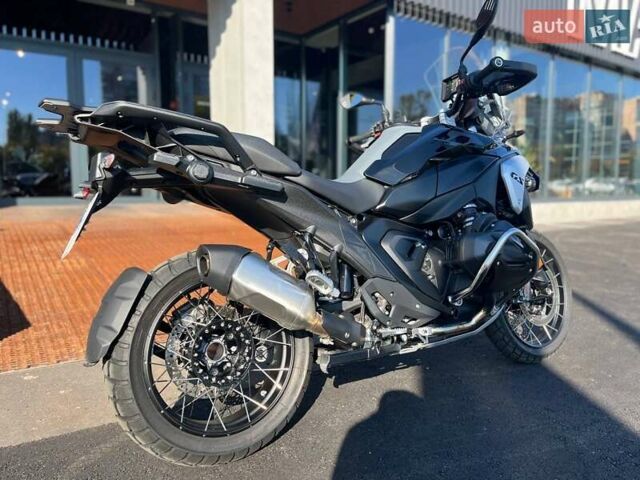 Черный БМВ R 1300GS, объемом двигателя 1.3 л и пробегом 6 тыс. км за 29211 $, фото 3 на Automoto.ua
