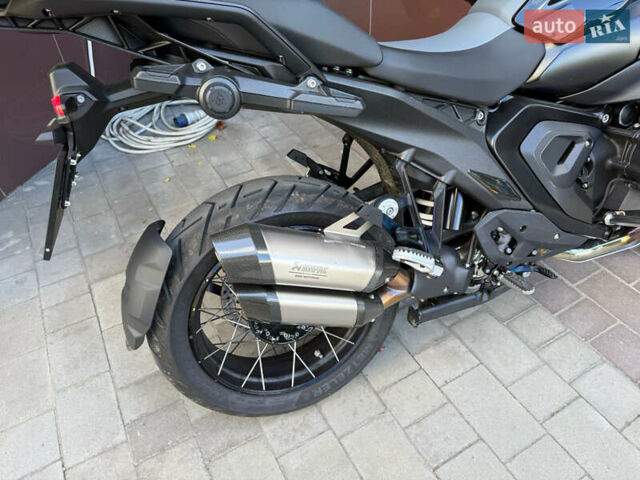 Черный БМВ R 1300GS, объемом двигателя 1.3 л и пробегом 5 тыс. км за 30200 $, фото 10 на Automoto.ua