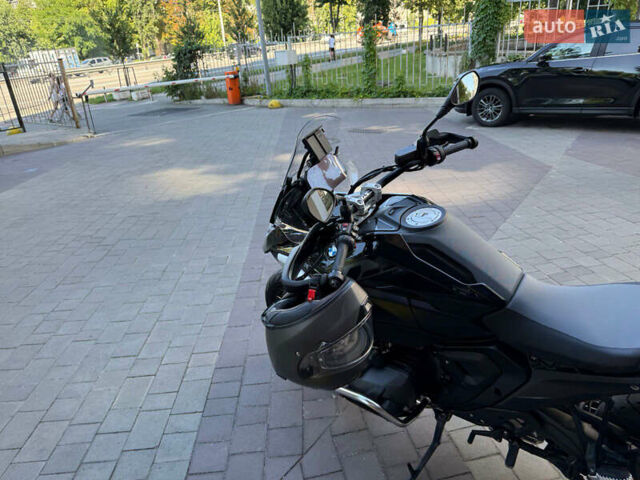 Черный БМВ R 1300GS, объемом двигателя 1.3 л и пробегом 5 тыс. км за 30200 $, фото 8 на Automoto.ua