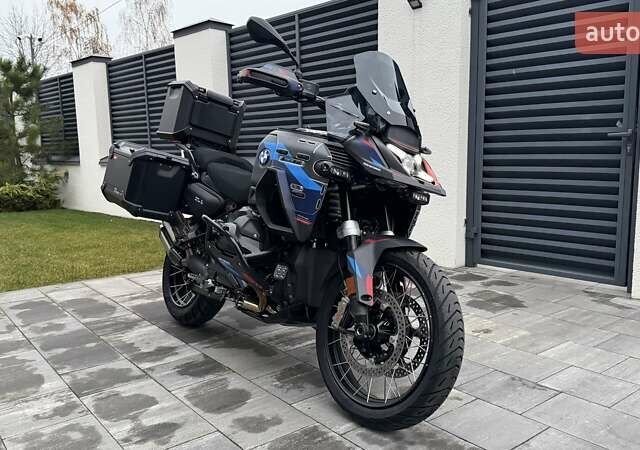 Черный БМВ R 1300GS, объемом двигателя 1.3 л и пробегом 1 тыс. км за 39999 $, фото 1 на Automoto.ua