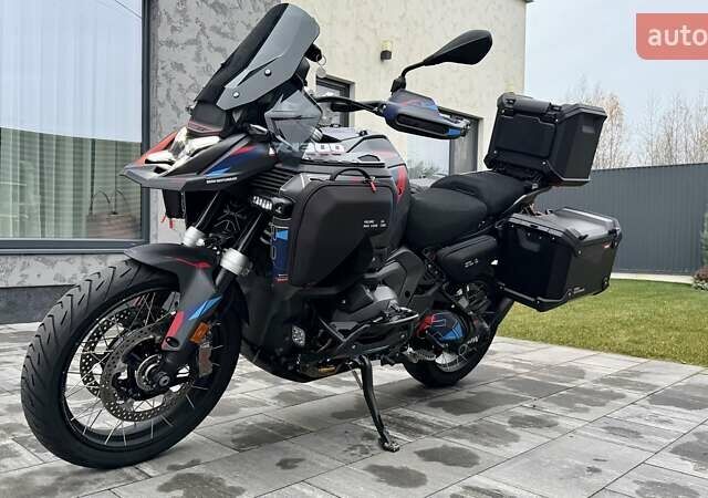 Черный БМВ R 1300GS, объемом двигателя 1.3 л и пробегом 1 тыс. км за 39999 $, фото 4 на Automoto.ua