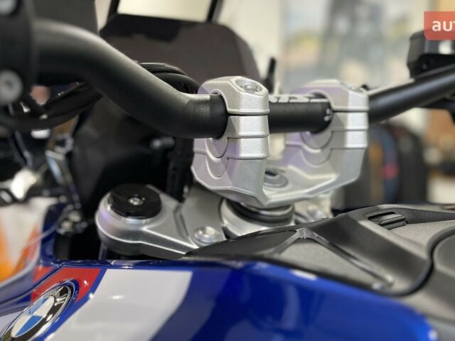 купить новое авто БМВ R 1300GS 2025 года от официального дилера АВТ Бавария Киев Вацлава Гавела БМВ фото