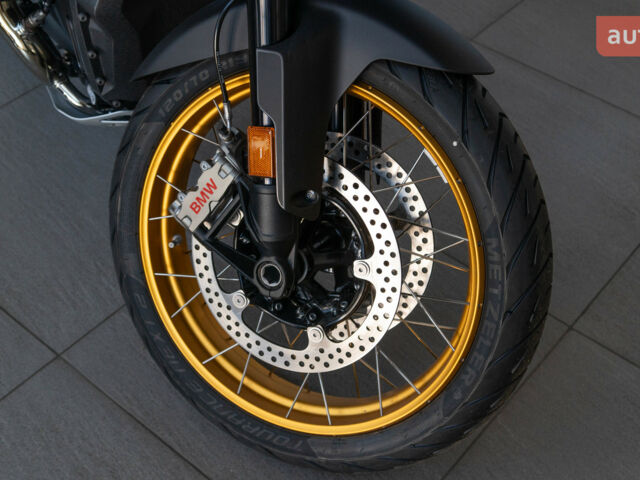 купить новое авто БМВ R 1300GS 2025 года от официального дилера Валентин БМВ фото