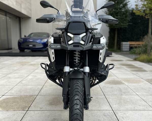 Чорний БМВ R 1300GS Adventure, об'ємом двигуна 1.3 л та пробігом 2 тис. км за 30228 $, фото 6 на Automoto.ua