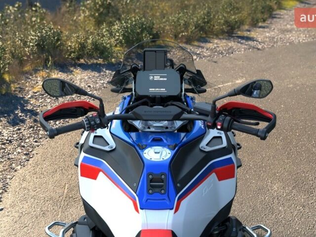 купить новое авто БМВ R 1300GS Adventure 2025 года от официального дилера АВТ Бавария Киев Вацлава Гавела БМВ фото