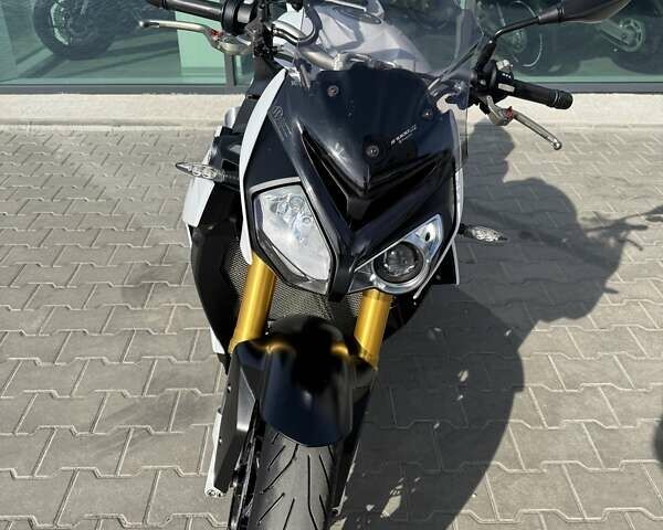 Белый БМВ S 1000R, объемом двигателя 1 л и пробегом 17 тыс. км за 12499 $, фото 1 на Automoto.ua