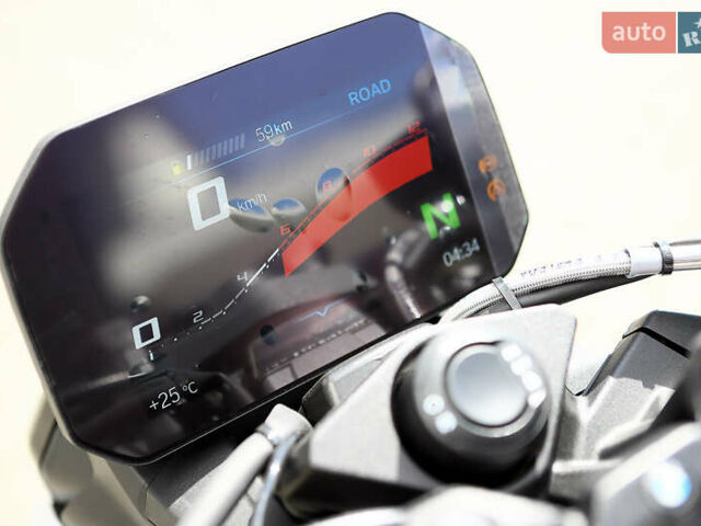 Белый БМВ S 1000R, объемом двигателя 1 л и пробегом 1 тыс. км за 25500 $, фото 19 на Automoto.ua