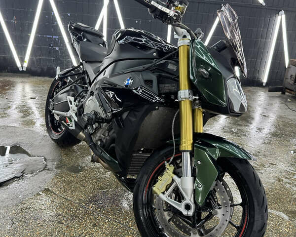 Чорний БМВ S 1000R, об'ємом двигуна 1 л та пробігом 23 тис. км за 12600 $, фото 1 на Automoto.ua