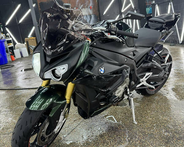 Чорний БМВ S 1000R, об'ємом двигуна 1 л та пробігом 23 тис. км за 12600 $, фото 13 на Automoto.ua