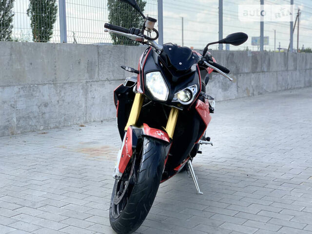 Червоний БМВ S 1000R, об'ємом двигуна 1 л та пробігом 7 тис. км за 10300 $, фото 3 на Automoto.ua