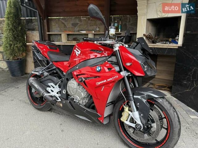 Красный БМВ S 1000R, объемом двигателя 1 л и пробегом 6 тыс. км за 14200 $, фото 32 на Automoto.ua