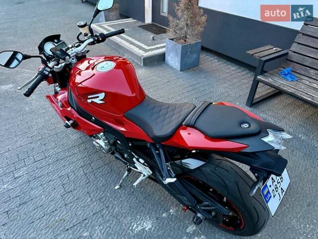 Красный БМВ S 1000R, объемом двигателя 1 л и пробегом 6 тыс. км за 17000 $, фото 16 на Automoto.ua
