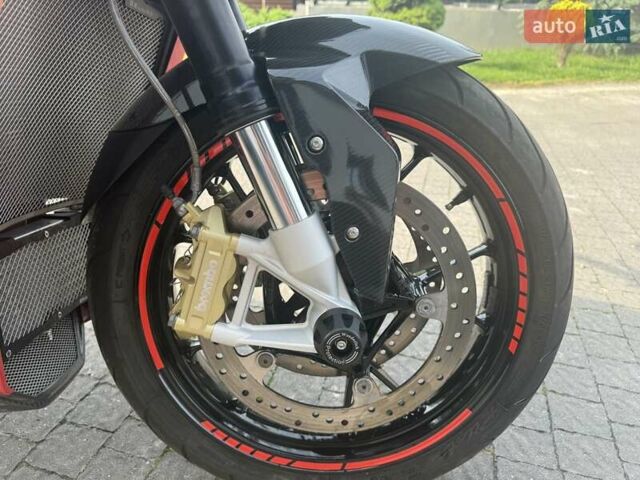 Красный БМВ S 1000R, объемом двигателя 1 л и пробегом 6 тыс. км за 17000 $, фото 3 на Automoto.ua