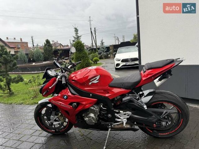 Красный БМВ S 1000R, объемом двигателя 1 л и пробегом 6 тыс. км за 14200 $, фото 25 на Automoto.ua