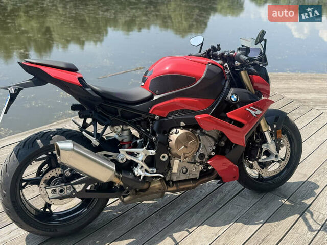 Красный БМВ S 1000R, объемом двигателя 1 л и пробегом 15 тыс. км за 19900 $, фото 5 на Automoto.ua