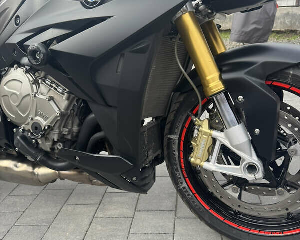 БМВ S 1000R, об'ємом двигуна 1 л та пробігом 11 тис. км за 15000 $, фото 7 на Automoto.ua