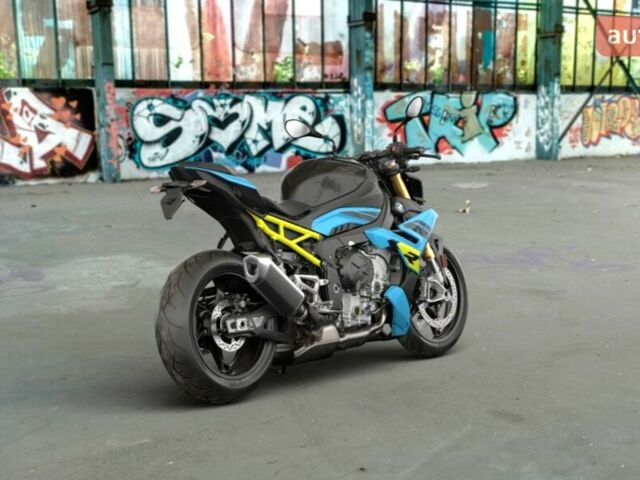 купити нове авто БМВ S 1000R 2026 року від офіційного дилера АВТ Бавария Киев Вацлава Гавела БМВ фото
