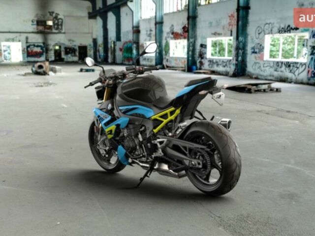 купити нове авто БМВ S 1000R 2026 року від офіційного дилера АВТ Бавария Киев Вацлава Гавела БМВ фото
