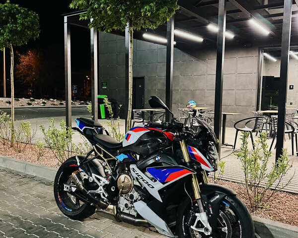 БМВ S 1000R, объемом двигателя 1 л и пробегом 10 тыс. км за 19400 $, фото 2 на Automoto.ua