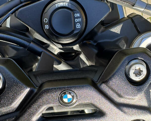 Сірий БМВ S 1000R, об'ємом двигуна 1 л та пробігом 7 тис. км за 21900 $, фото 18 на Automoto.ua