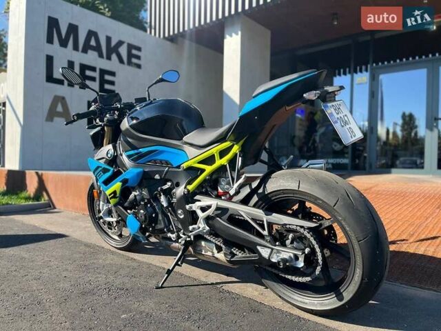 Синий БМВ S 1000R, объемом двигателя 1 л и пробегом 1 тыс. км за 23856 $, фото 5 на Automoto.ua