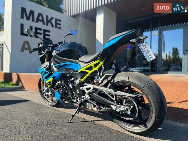 Синий БМВ S 1000R, объемом двигателя 1 л и пробегом 1 тыс. км за 23856 $, фото 2 на Automoto.ua